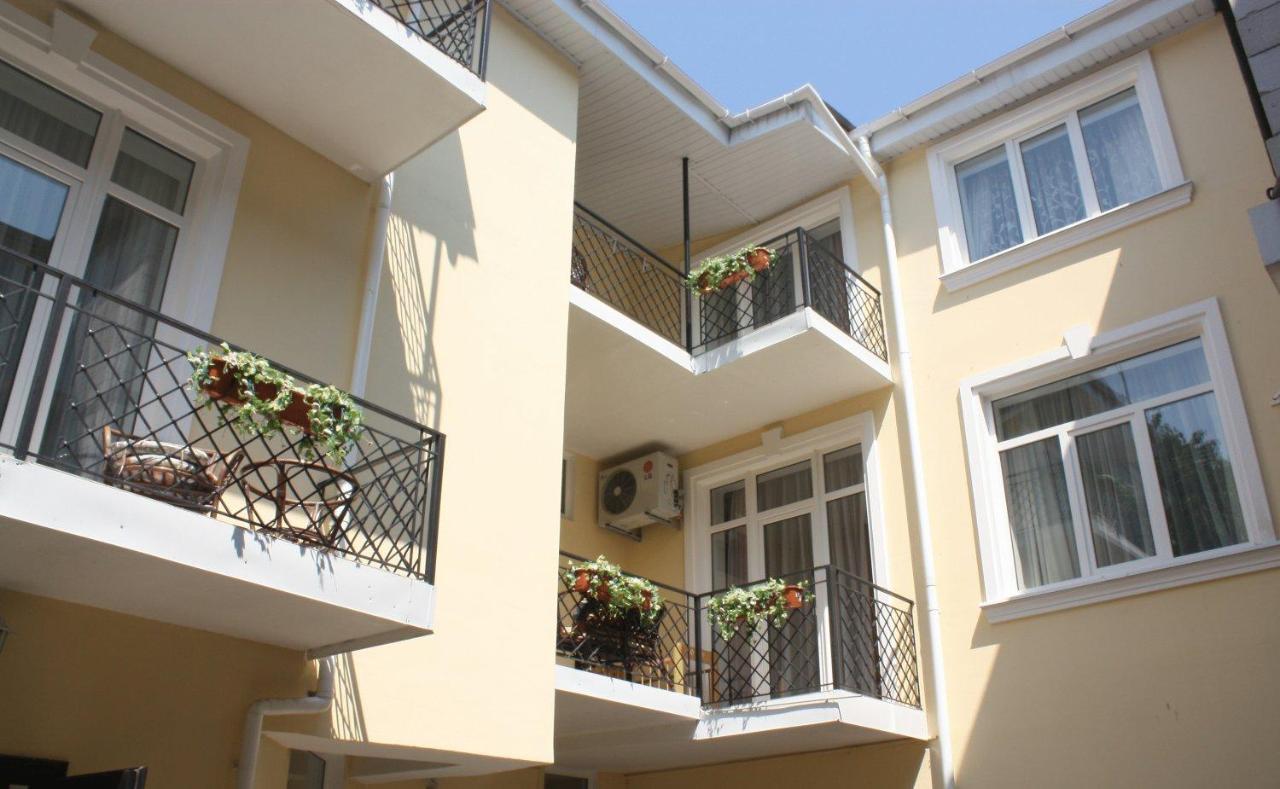 Ferienwohnung Club City House Klumba Odessa Exterior foto