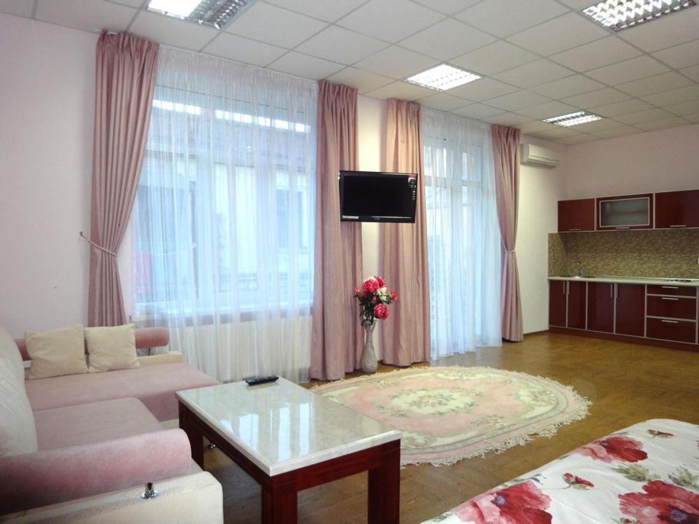 Ferienwohnung Club City House Klumba Odessa Zimmer foto